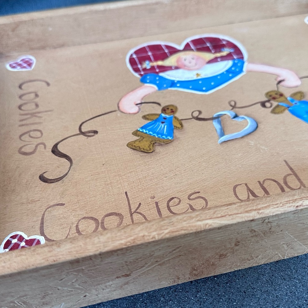 Hand-Painted Wooden Plaque with Heart and Gingerbread Design